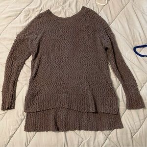 Hollister Fuzzy Grey Knit Sweater size: XS/S